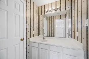 3902 Breaux Bridge Ln, Sugar Land, TX 77479 - Photo 23