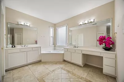 3902 Breaux Bridge Lane, Sugar Land, TX 77479 - Photo 15