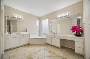 3902 Breaux Bridge Ln, Sugar Land, TX 77479 - Photo 15