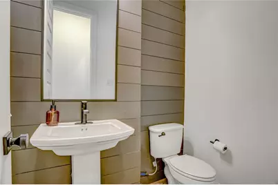 308 E 40th Street #A, Houston, TX 77018 - Photo 13