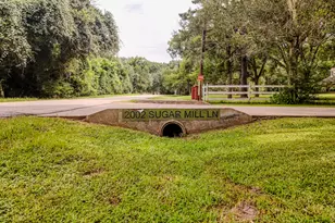 2002 Sugar Mill Ln, Lake Jackson, TX 77566 - Photo 23