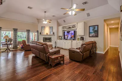 2002 Sugar Mill Lane, Lake Jackson, TX 77566 - Photo 7