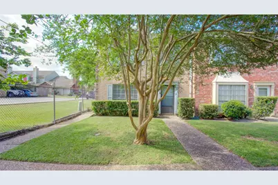 4124 Belle Park Drive #E, Houston, TX 77072 - Photo 3