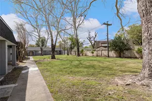 2675 Gessner Dr, Houston, TX 77080 - Photo 31