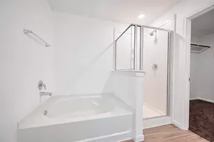 1001 Laguna Cv Dr, Katy, TX 77493 - Photo 37