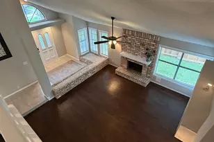 2326 Streamcrest Ln, Sugar Land, TX 77479 - Photo 5