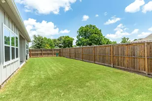 2527 Turberry Dr, West Columbia, TX 77486 - Photo 9