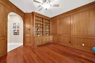 13606 Still Bay Ct, Houston, TX 77077 - Photo 9