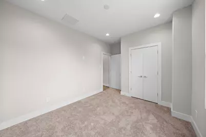 8120 Esther Acres Lane, Houston, TX 77088 - Photo 13