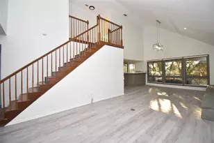 82 Harbor Ln, Kemah, TX 77565 - Photo 19