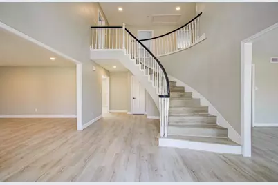 15619 Winding Moss Drive, Houston, TX 77068 - Photo 9