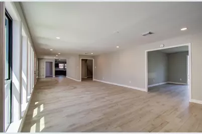 15619 Winding Moss Drive, Houston, TX 77068 - Photo 37