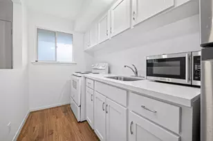 1217 Heights Blvd, Houston, TX 77008 - Photo 9