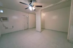 9621 Sweetwater Ln, Houston, TX 77037 - Photo 11