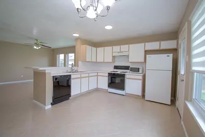 16123 Canaridge Drive, Houston, TX 77053 - Photo 11