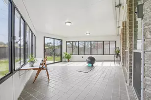 19 Rivercoach Ln, Sugar Land, TX 77479 - Photo 15