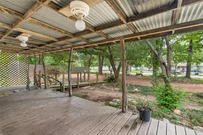 402 Baltzell Drive, Pinehurst, TX 77362 - Photo 3