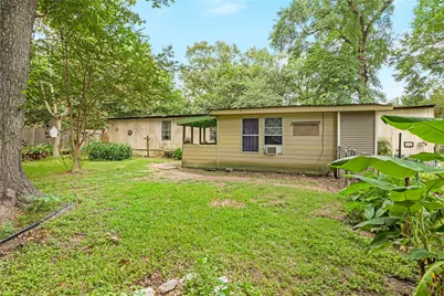 402 Baltzell Drive, Pinehurst, TX 77362 - Photo 7