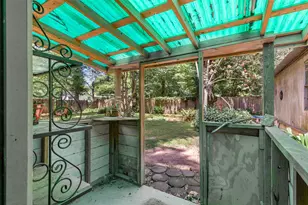 402 Baltzell Dr, Pinehurst, TX 77362 - Photo 13