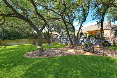 30228 Setterfeld Circle, Fair Oaks Ranch, TX 78015 - Photo 11