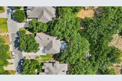 30228 Setterfeld Circle, Fair Oaks Ranch, TX 78015 - Photo 13