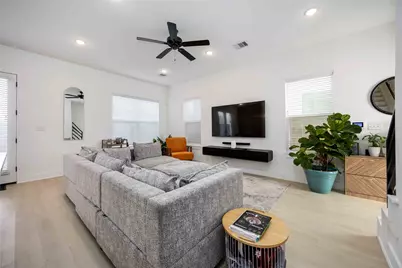 7008 Emma Lou Street, Houston, TX 77088 - Photo 7