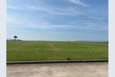 6327 Redfish Reef Drive, Baytown, TX 77523 - Photo 3