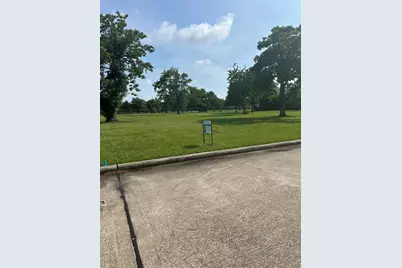 6327 Redfish Reef Drive, Baytown, TX 77523 - Photo 7