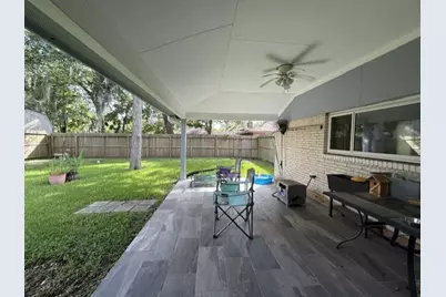 5111 Regal Pine Way, Friendswood, TX 77546 - Photo 11