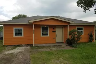 5209 Tarawa Rd, Houston, TX 77033 - Photo 9