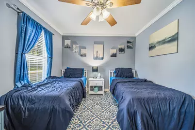 4401 Holt Street, Bellaire, TX 77401 - Photo 19