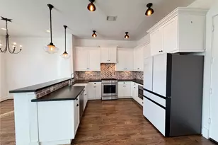 2807 Old Pecan Grove Ln, Houston, TX 77092 - Photo 9