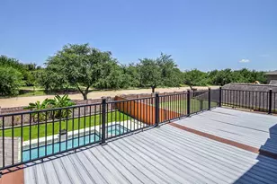 723 Overdell Dr, Sugar Land, TX 77479 - Photo 5