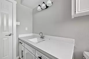 2335 Canyon Meadows Dr, Missouri City, TX 77489 - Photo 35