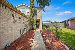 15627 Red Pine Ridge Way, Houston, TX 77049 - Photo 3