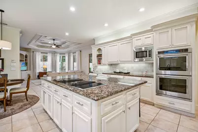 2 Lenox Hill Drive, The Woodlands, TX 77382 - Photo 15
