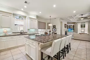2 Lenox Hill Dr, The Woodlands, TX 77382 - Photo 13