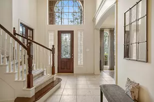 2 Lenox Hill Dr, The Woodlands, TX 77382 - Photo 5