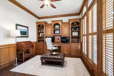 2 Lenox Hill Drive, The Woodlands, TX 77382 - Photo 9