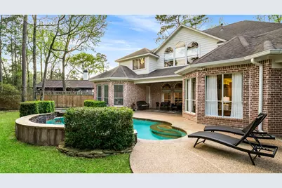 2 Lenox Hill Drive, The Woodlands, TX 77382 - Photo 31