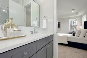 8318 Curry Rd, Houston, TX 77093 - Photo 13