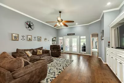 914 Oleander Street, Lake Jackson, TX 77566 - Photo 3