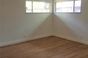 8719 Manhattan Dr, Houston, TX 77096 - Photo 11
