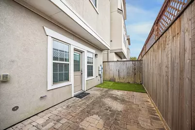 8304 Ginger Oak Street, Houston, TX 77055 - Photo 23