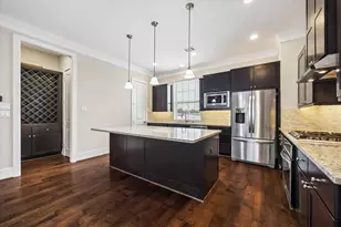 8304 Ginger Oak St, Houston, TX 77055 - Photo 9