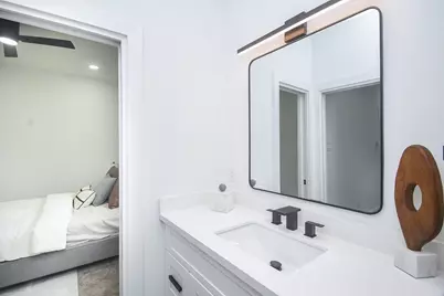 6533 Sealey Street, Houston, TX 77091 - Photo 3