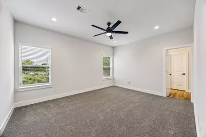 13163 Perennial Springs Drive, Houston, TX 77048 - Photo 7