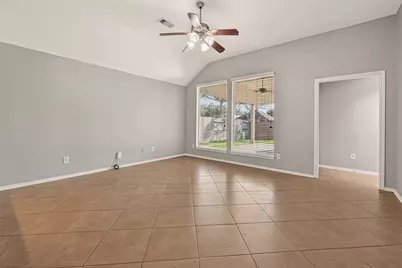 13406 Moonlit Lake Lane, Pearland, TX 77584 - Photo 11