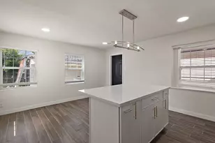 10106 Burman St, Houston, TX 77029 - Photo 9