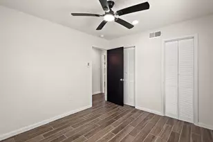 10106 Burman St, Houston, TX 77029 - Photo 11